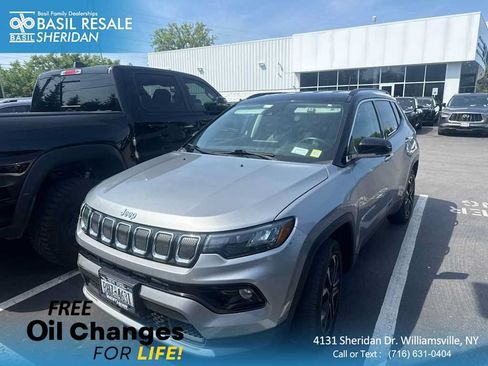 Used 2022 Jeep Compass Limited AWD/4WD image 1