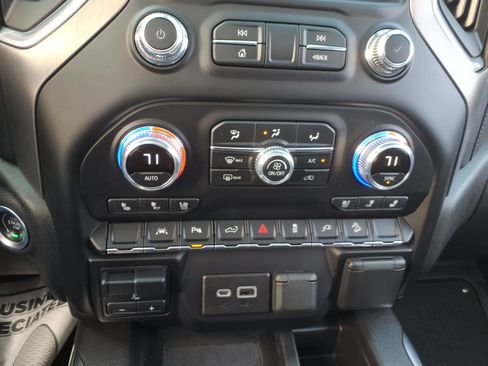 Used 2022 GMC Sierra 1500 Denali w/ Driver Alert Package II image 18