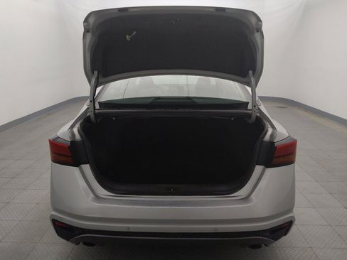 Used 2020 Nissan Altima 2.5 SR FWD image 29