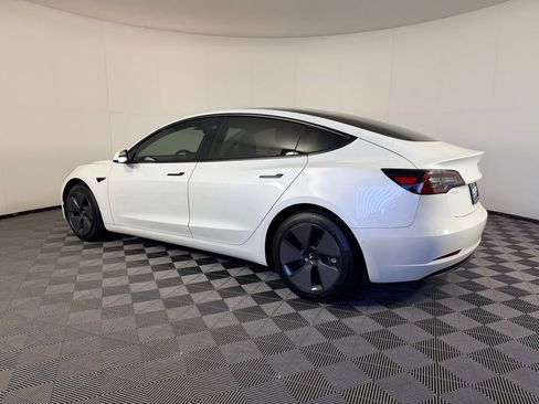 Used 2021 Tesla Model 3 Standard Range Plus image 7