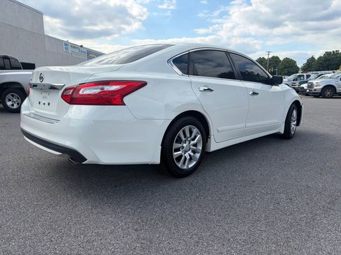 Used 2017 Nissan Altima 2.5 S w/ Power Driver Seat Package FWD image 18
