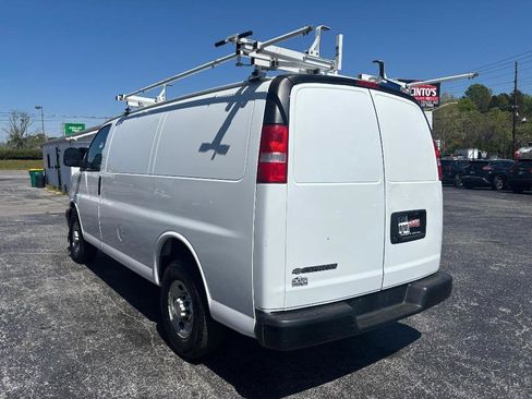 Used 2019 Chevrolet Express 2500 w/ Driver Convenience Package image 7