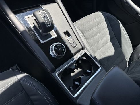 Used 2023 Mitsubishi Outlander SE FWD image 37
