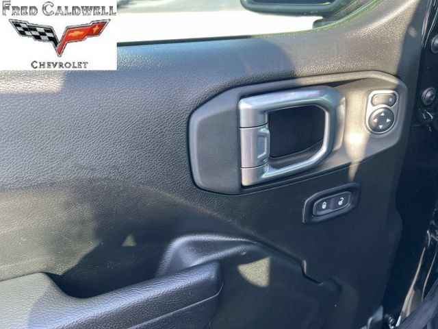 Used 2023 Jeep Gladiator Sport AWD/4WD image 28