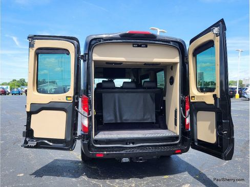 Used 2022 Ford Transit 250 Medium Roof w/ Upfitter Package RWD image 16