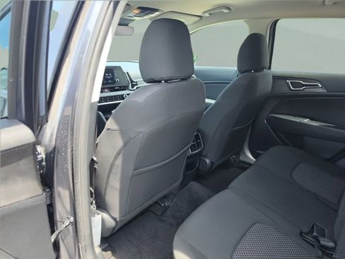 Used 2023 Kia Sportage LX AWD/4WD image 22