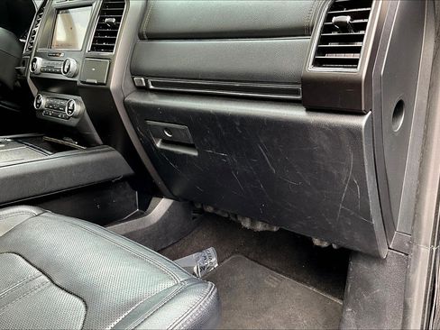 Used 2019 Ford Expedition Max Limited AWD/4WD image 27