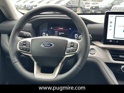 New 2026 Ford Explorer Active RWD image 23