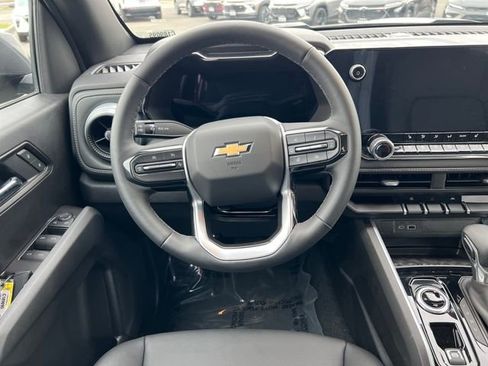 New 2025 Chevrolet Colorado LT w/ LT Convenience Package image 23