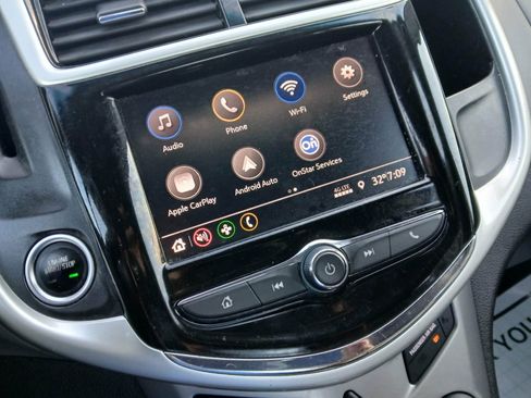 Used 2020 Chevrolet Sonic Premier FWD image 15