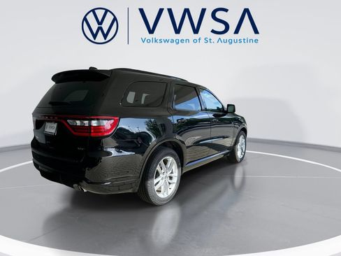 Used 2024 Dodge Durango GT RWD image 8