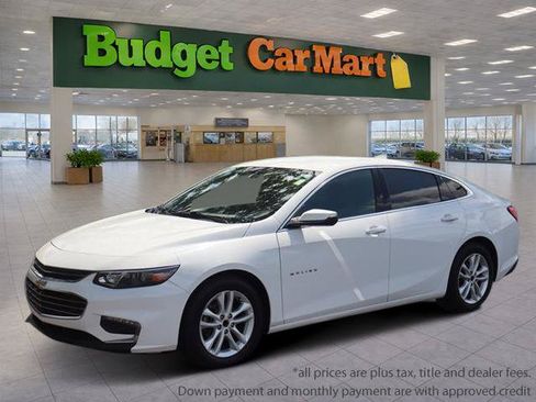 Used 2018 Chevrolet Malibu LT FWD image 1