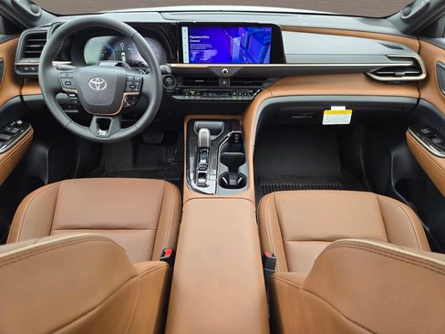 Used 2025 Toyota Crown Signia w/ Advanced Technology Package AWD/4WD image 16