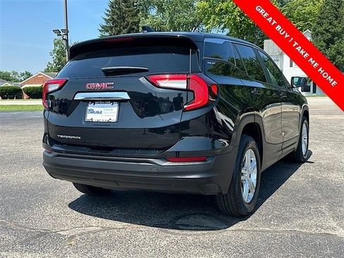 Used 2024 GMC Terrain SLE FWD image 8