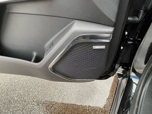 New 2026 Chevrolet Traverse RS w/ LPO, Floor Liner Package image 11