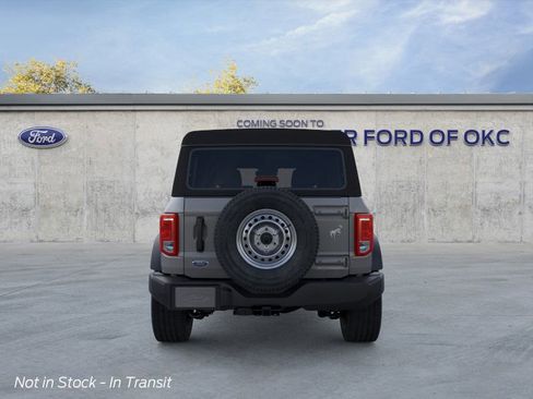 New 2025 Ford Bronco 4-Door image 5
