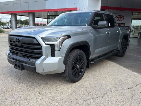 New 2026 Toyota Tundra SR5 RWD image 3