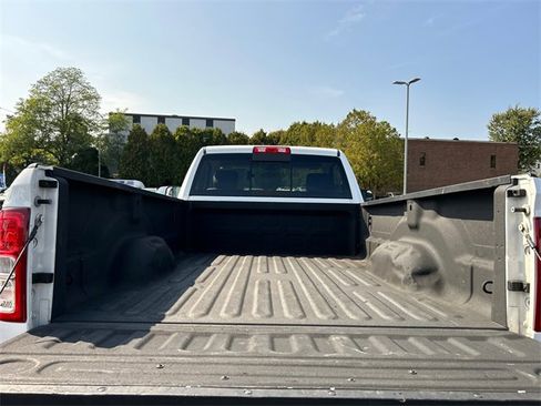 Used 2020 RAM 2500 Tradesman image 21