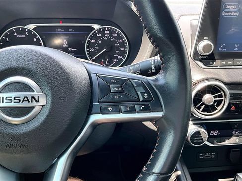 Used 2022 Nissan Sentra SR w/ SR Premium Package FWD image 19