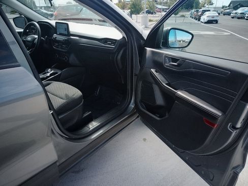 Used 2025 Ford Escape Active AWD/4WD image 14