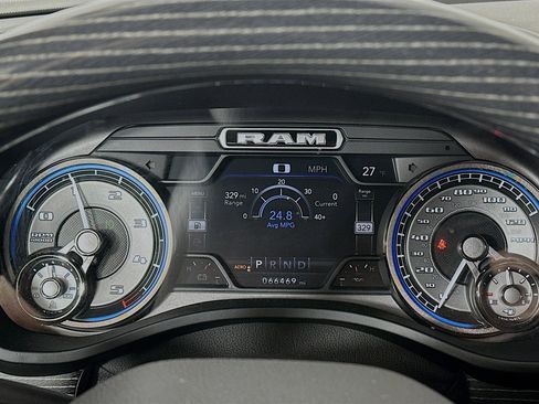 Used 2021 RAM 1500 Limited image 12