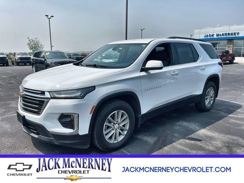 Used 2023 Chevrolet Traverse LT AWD/4WD image 1
