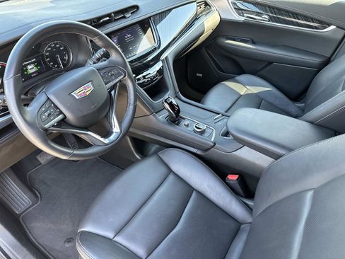Certified 2025 Cadillac XT6 Premium Luxury image 22