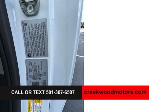 Used 2024 GMC Sierra 3500 Pro AWD/4WD image 15