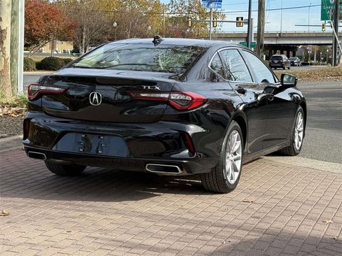 Certified 2023 Acura TLX image 6