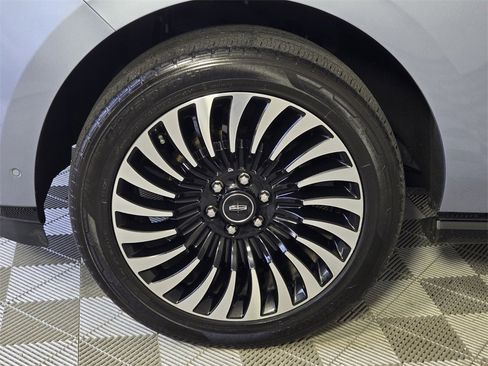 Used 2018 Lincoln Navigator Black Label image 5