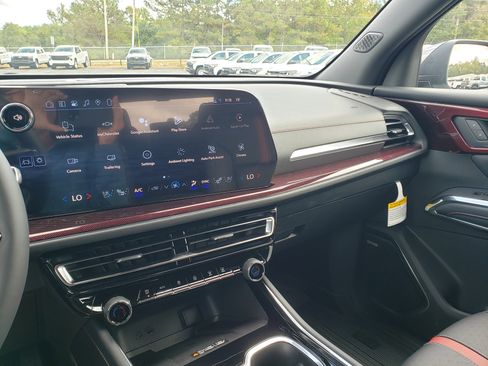 New 2026 Chevrolet Traverse RS w/ LPO, Floor Liner Package image 22