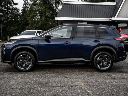 Used 2024 Nissan Rogue SV AWD/4WD image 15