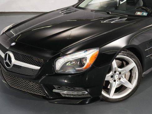 Used 2014 Mercedes-Benz SL 550 image 8