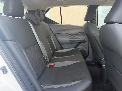 Used 2020 Nissan Kicks S FWD image 22