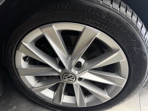 Used 2018 Volkswagen Golf Alltrack SE image 29