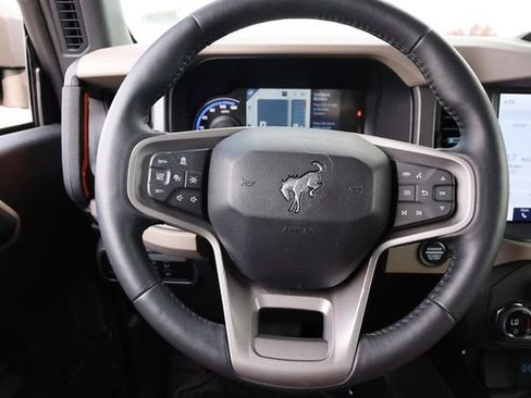 Certified 2024 Ford Bronco Wildtrak AWD/4WD image 11
