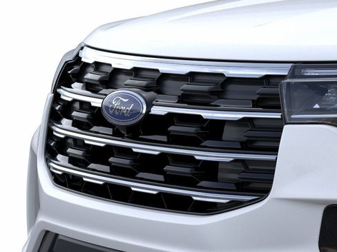 New 2026 Ford Explorer Active w/ Active Comfort Package AWD/4WD image 17