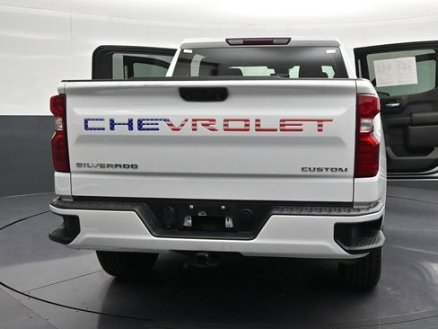 Used 2023 Chevrolet Silverado 1500 Custom RWD image 34