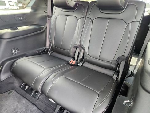 New 2025 Jeep Grand Cherokee L Limited w/ Black Appearance Package RWD image 21