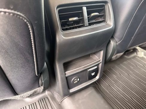 Used 2022 Ford Edge SEL w/ Convenience Package AWD/4WD image 17