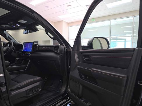 Certified 2025 Toyota Tundra TRD Pro AWD/4WD image 29