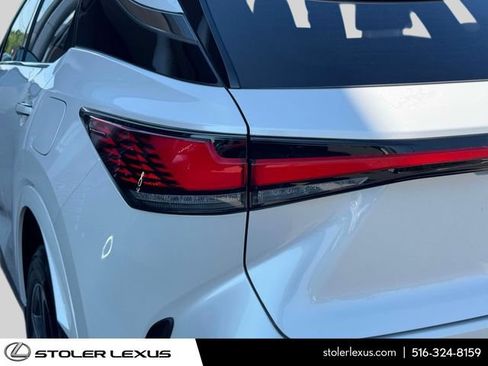 Used 2024 Lexus RX 350 Premium w/ Cold Area Package AWD/4WD image 11