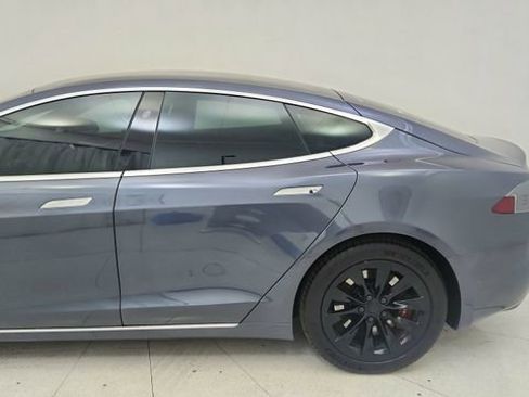 Used 2019 Tesla Model S 100D image 11