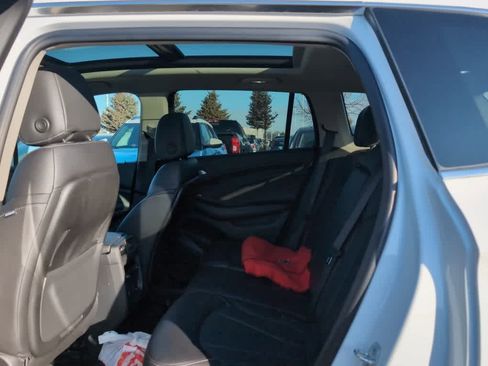 Used 2020 Buick Envision Premium w/ Driver Confidence Package image 7