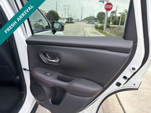 Used 2025 Honda HR-V Sport image 21