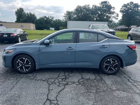 Used 2025 Nissan Sentra SV FWD image 20