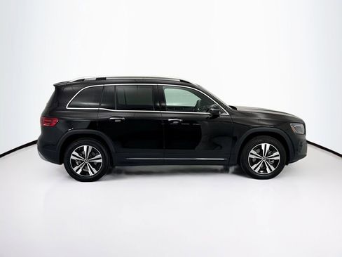 Certified 2025 Mercedes-Benz GLB 250 4MATIC image 4