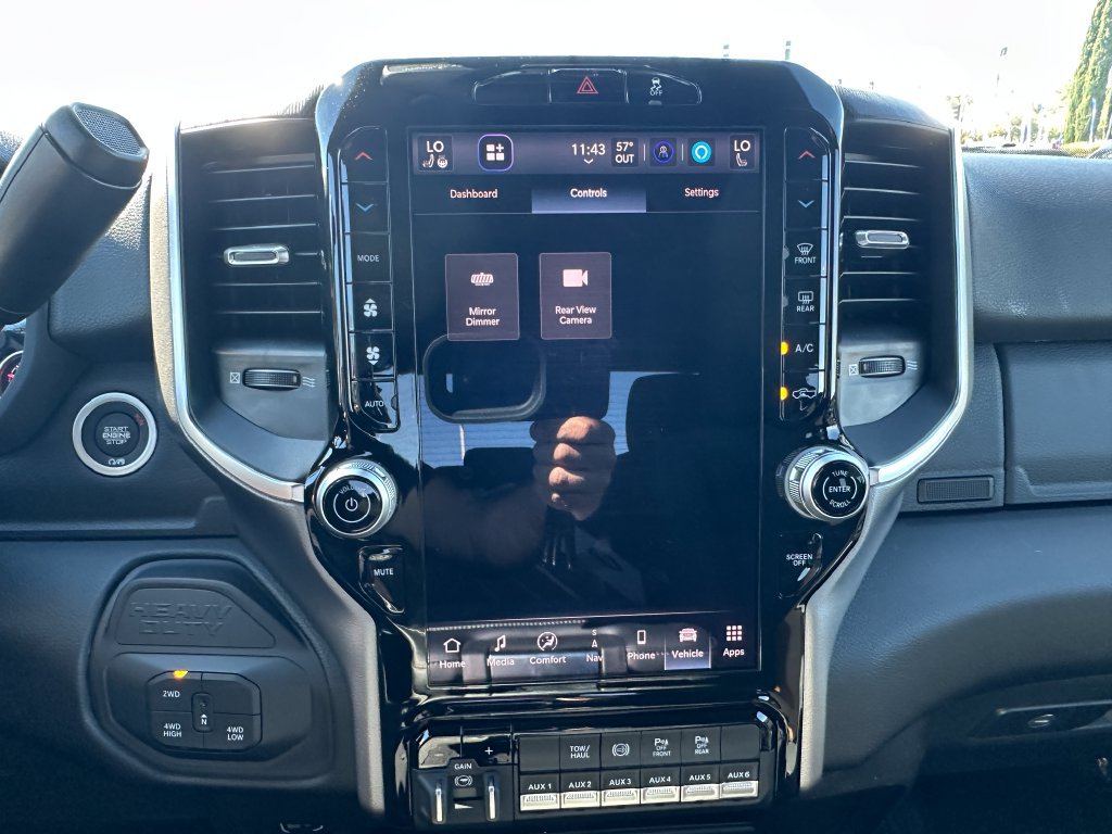 New 2026 RAM 2500 Big Horn AWD/4WD image 22