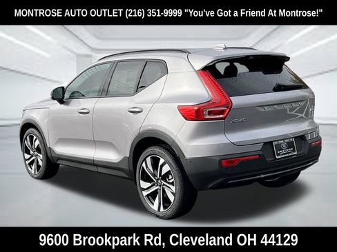 Used 2026 Volvo XC40 B5 Ultra w/ Protection Package Premier AWD/4WD image 3