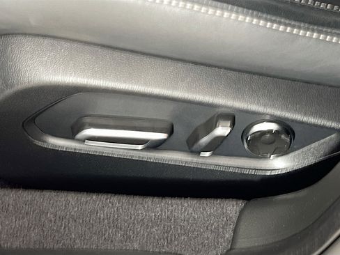 Used 2023 Acura TLX w/ Technology Package image 16